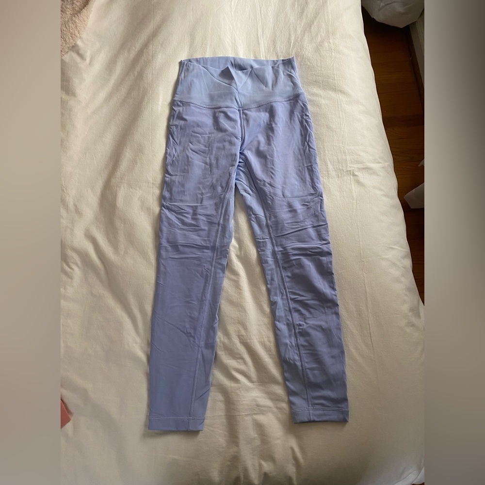 Lululemon wunder train leggings lavender color 25 inch size 6